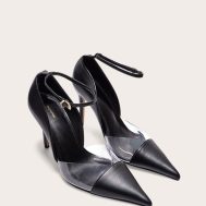 1425aa783e6f6981b23d0b7e1cbf7b91b980244c_CNL4015_2_black_pu_point_toe_perspex_high_heel_courts