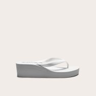 14ac9f82f5afe4bafd4158898433f0a17f2f6828_CNB1950_1_white_round_toe_simple_platform_flip_flops