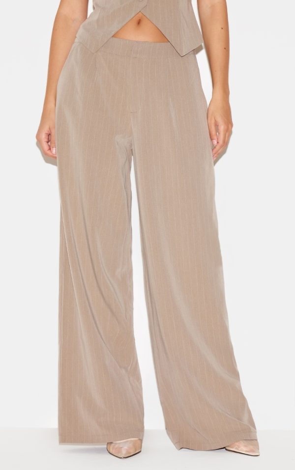 15afe6bcde86d966ec4750316f6aab7ef98b74e2_CNL7211_2_beige_tailored_woven_pinstripe_wide_leg_trousers