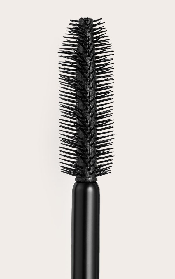 15d673269460a89adcf81b6a152769030d4623e6_CNN4610_5_revolution_big_lash_waterproof_volume_mascara_black