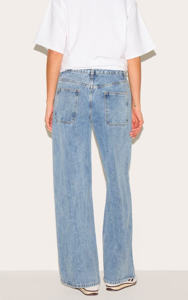 1610ead383af663751b01174c692142ab5257ce9_CNL5083_3_light_blue_button_detail_wide_leg_jeans