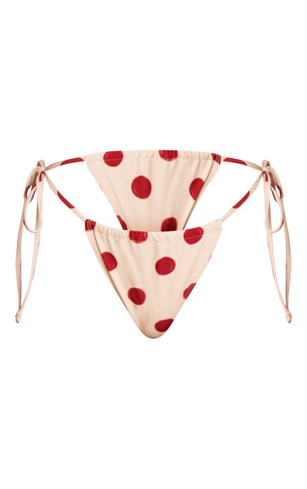 16224ede777b42b467e14476ae629bdc88507491_CNN2442_5_red_polka_dot_triangle_bikini_top