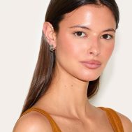 16fe253b32f24f18e29a519f05c97b4c4eeba1c6_CNM0665_3_silver_chunky_mini_hoop_earring