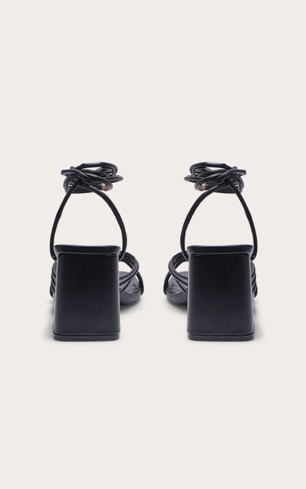 170ff6715900078ed35c64edb4c655583bd96586_CND4106_3_black_pu_square_multi_criss_cross_strap_block_heeled_tie_up_sandals