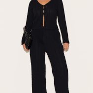 176e2c91695584b4f5847ca4313842b707a8d896_CNM0956_3_plus_black_textured_long_sleeve_top