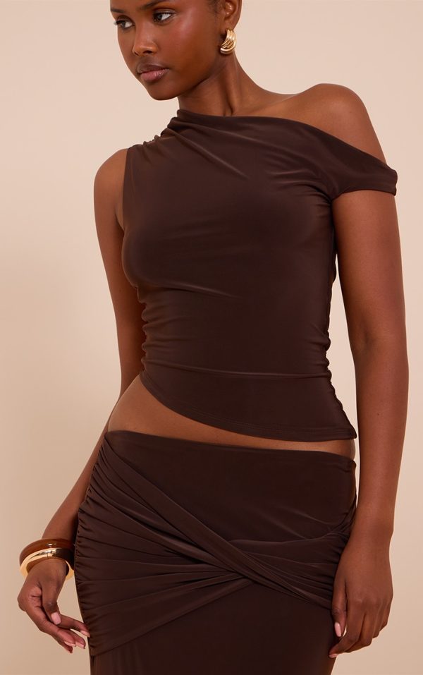18114ffcec4b98d84126957a231ffbcfdae21a21_CNM9240_4_chocolate_double_layered_slinky_one_shoulder_longline_top