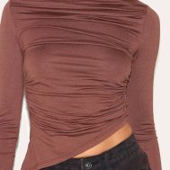 187f580674c2a496ac5ef630b4a6827ccbd6b481_CNM3777_4_mocha_ruched_detail_asymmetric_hem_long_sleeve_top-1