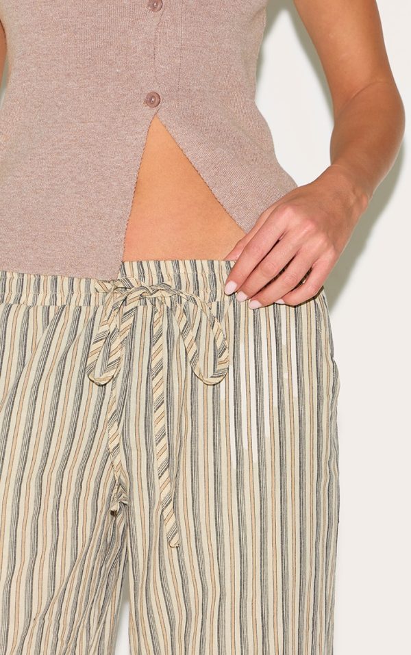 19969cdf56fa37c471edc6be4415aec8929c9373_CNM0525_4_stone_pinstripe_cotton_low_rise_wide_leg_trousers