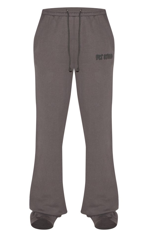 19972fecade91369951bc0d6904cc9f9613b1139_CNK1376_5_prettylittlething_tall_charcoal_premium_studio_print_straight_leg_joggers