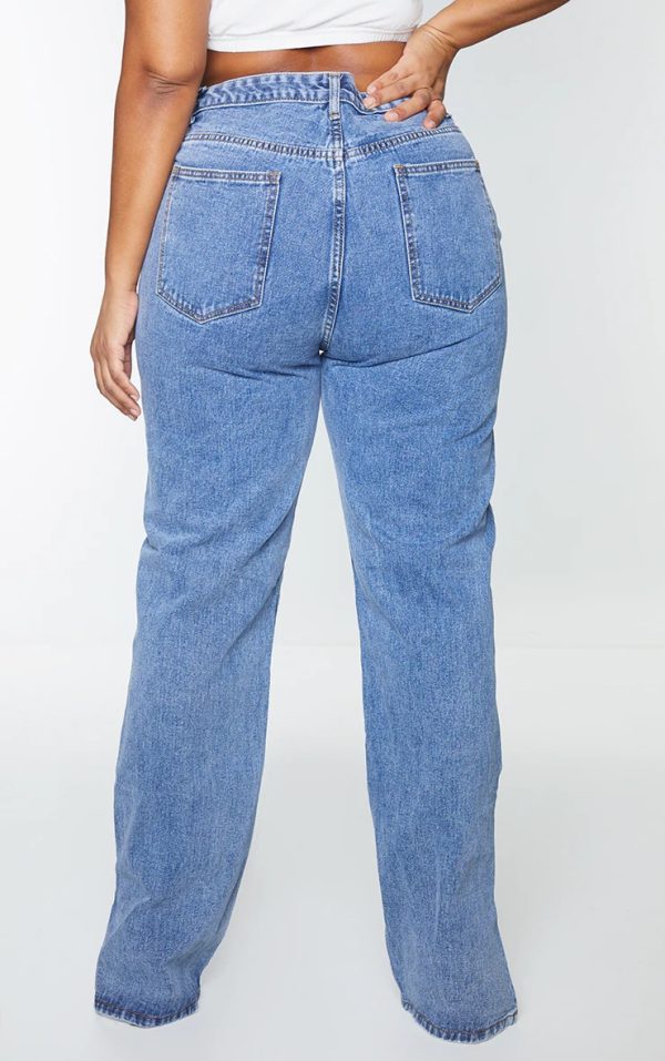 19ddf9821db0001f621de06dd7ee27969db170af_CMM6225_3_plus_vintage_wash_split_hem_jeans