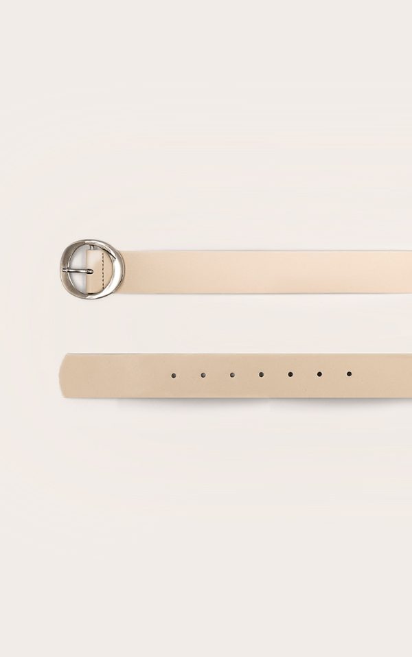 19ea288175a6775f12d2e4cd5613b468a9b27f05_CNN0496_2_cream_pu_curved_o_ring_silver_buckle_belt