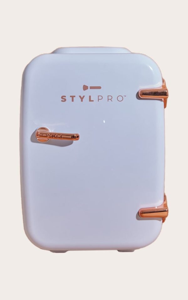 1a5259cfa6a3540ba25b14461c8b6dab8b3dd205_CMW1288_1_stylpro_beauty_fridge