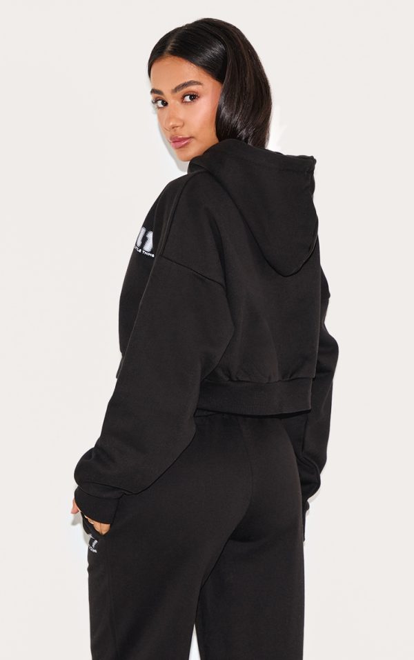 1a57a759cfdf1c7ca8b4ea0f1e7021c799944685_CNK1314_2_petite_premium_black_printed_boxy_hoodie