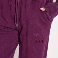 1a63361bc150aae1c0c68bc66dcc3fe740f0f875_CNL8058_4_prettylittlething_plum_washed_low_rise_oversized_wide_leg_joggers-1