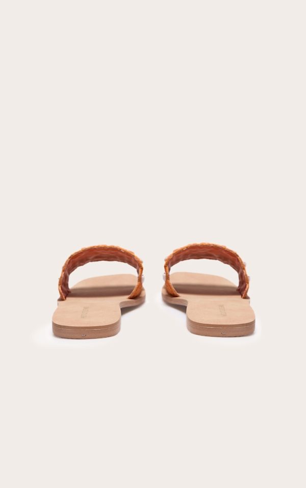 1aa7e8cd7efa87f52cc90afcac653767aad913f7_CNJ4669_3_orange_round_toe_stitch_detail_shell_strap_mule_sandals