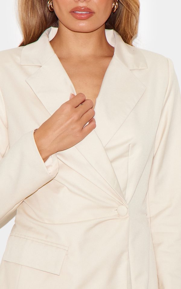 1b020ee8933e6bf049b026b409c081b713e8d2cb_CNL9265_4_cream_tailored_woven_cinched_waist_long_sleeve_playsuit