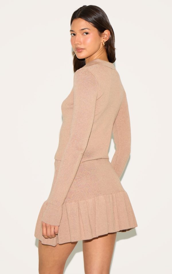 1bb778833ea0c8677dd1c30e2a015608bf87ce69_CNM9216_2_mocha_knitted_button_through_top