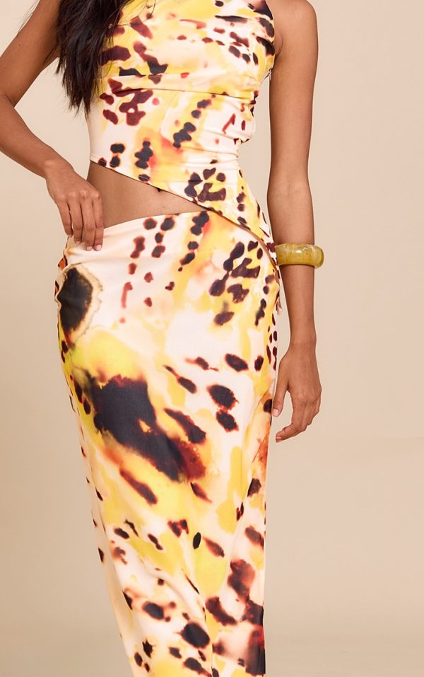1c83249c32947cb8634ed1ccf72579560ef8e3ad_CNM8844_4_brown_abstract_print_chiffon_maxi_skirt