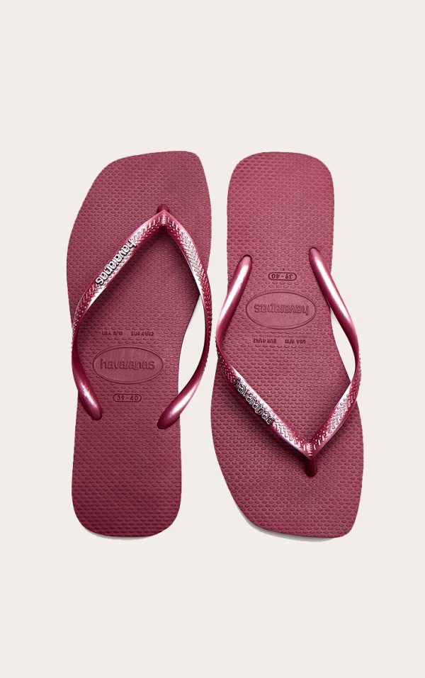 1ce5f63526a4a2b556dc785432be0c899ff8f085_CNM1817_1_burgundy_havaianas_slim_square_logo_flip_flops