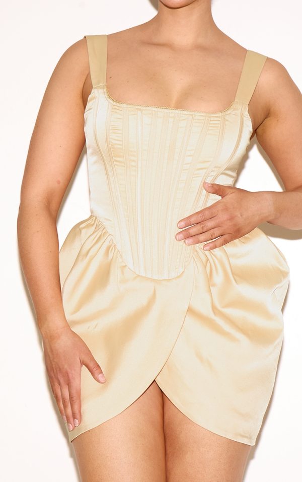 1d14d46ef48fec75b5b540a05f846bed48972522_CNM0909_4_shape_vanilla_satin_square_neck_corseted_tulip_mini_dress