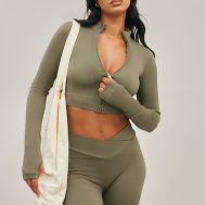 1daf09cc61c273484d2ba4cd475910277ab7ed47_CNF1051_1_olive_seamless_seam_detail_cropped_sports_jacket