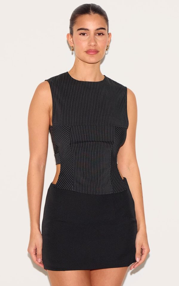 1e13e8ab7262ce08a7c6bbf4e253693d94726f32_CNL9465_1_black_pinstripe_fitted_top