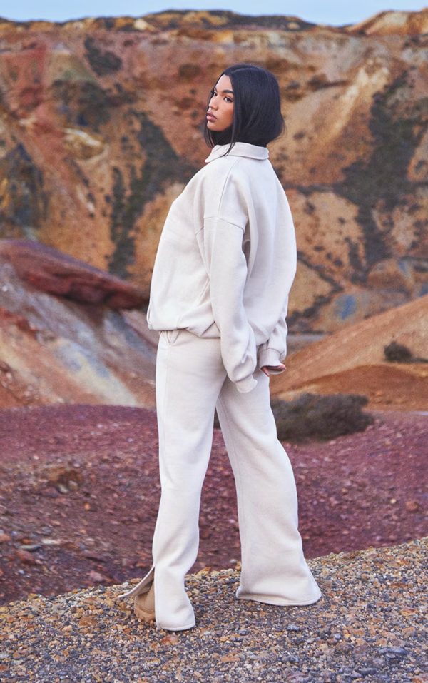 1f1f3c39e550e233a0a933ef35e4da3134a498fd_CNE5452_2_oatmeal_embroidered_oversized_fit_collar_sweatshirt
