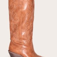 1fe2b90b6f7f6ad5d97a87089bc6e486e0d50f86_CNL0891_1_tan_pu_point_toe_calf_high_western_boots