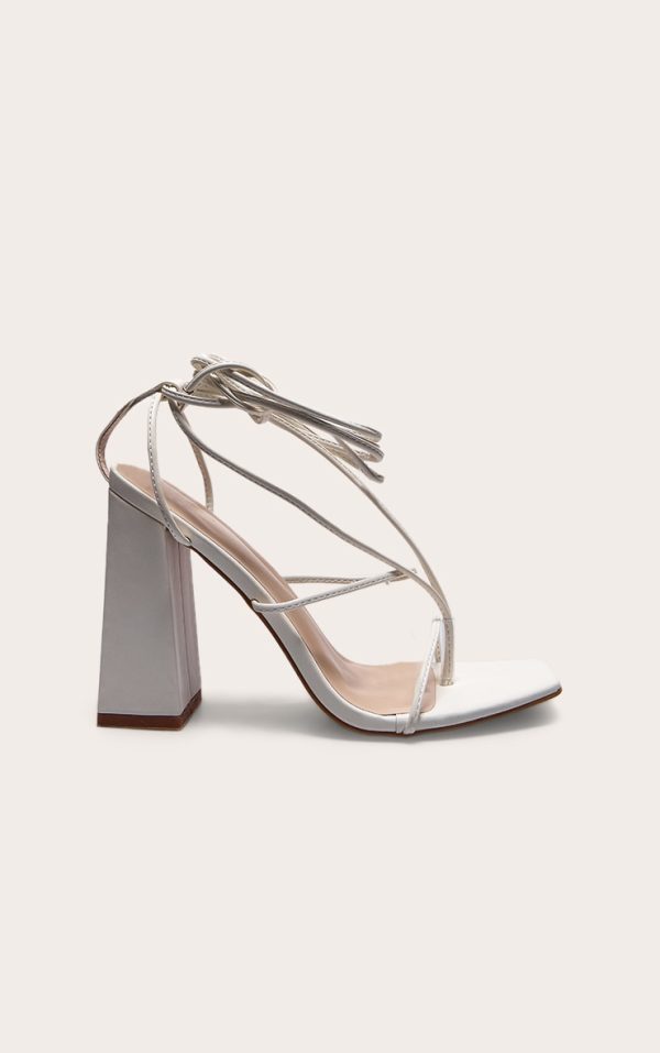 201acc3c001c91297cab39af0e46e5d9ce7e6864_CMQ4111_1_white_pu_toe_detail_lace_up_high_block_heeled_sandals