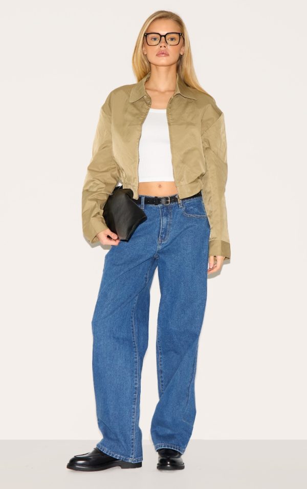 20c956792e63845db09098abac26c242fe637024_CNM0601_1_dark_blue_mid_rise_straight_leg_jeans