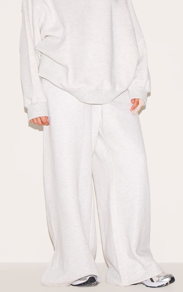 20efdd131346507c64fa8c55986f51b5d91628c8_CNI7933_2_plus_ash_grey_flared_split_hem_joggers