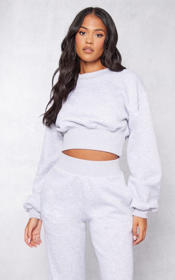20f48a3a36aa1abf169f7de6791c4fcc34ec9fab_CNF3841_1_tall_ash_grey_cropped_sweatshirt