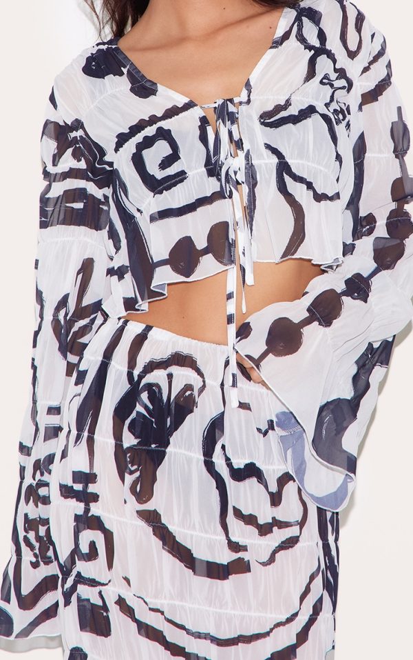 212a22cf1c3ad6ac6c14e41be2b9f191159683b8_CNL8554_4_white_monochrome_chiffon_floral_maxi_beach_skirt