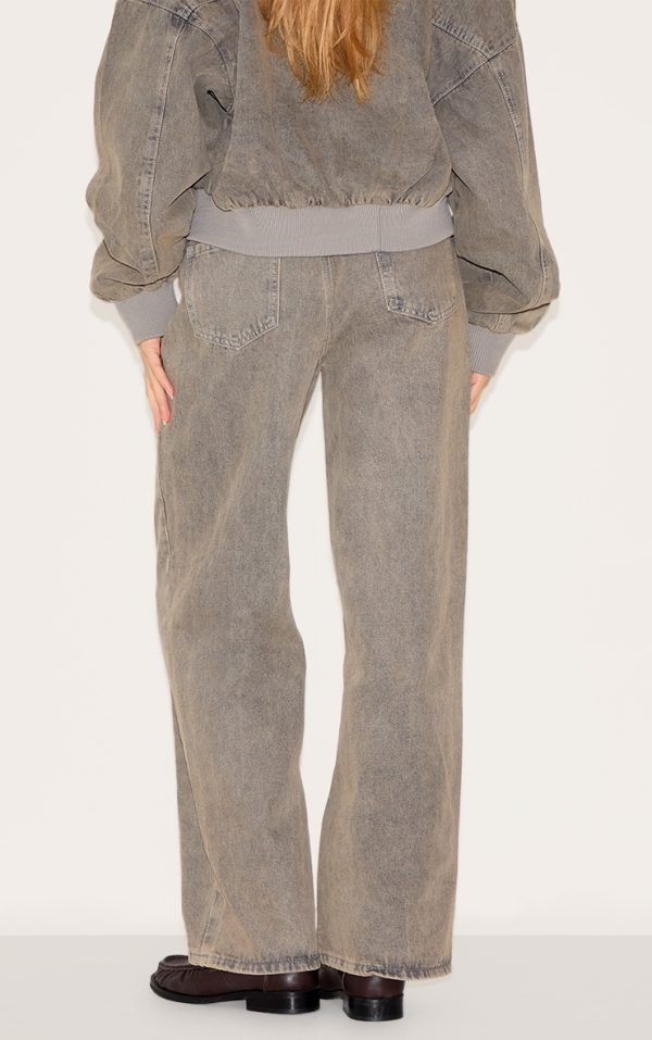 2279f47beb8f9cb6fa756b3d76707b595af87308_CNK9190_3_light_grey_slouchy_style_jeans