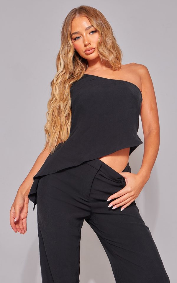22ca150fea308a2b685133b61e0f5089b8db9e1f_CNH4783_1_black_woven_asymmetric_frill_detail_one_shoulder_top