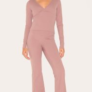 240cb9260680b959c28e000dffabde5f8701a908_CNL7812_3_mauve_sculpt_crossover_long_sleeve_top-1