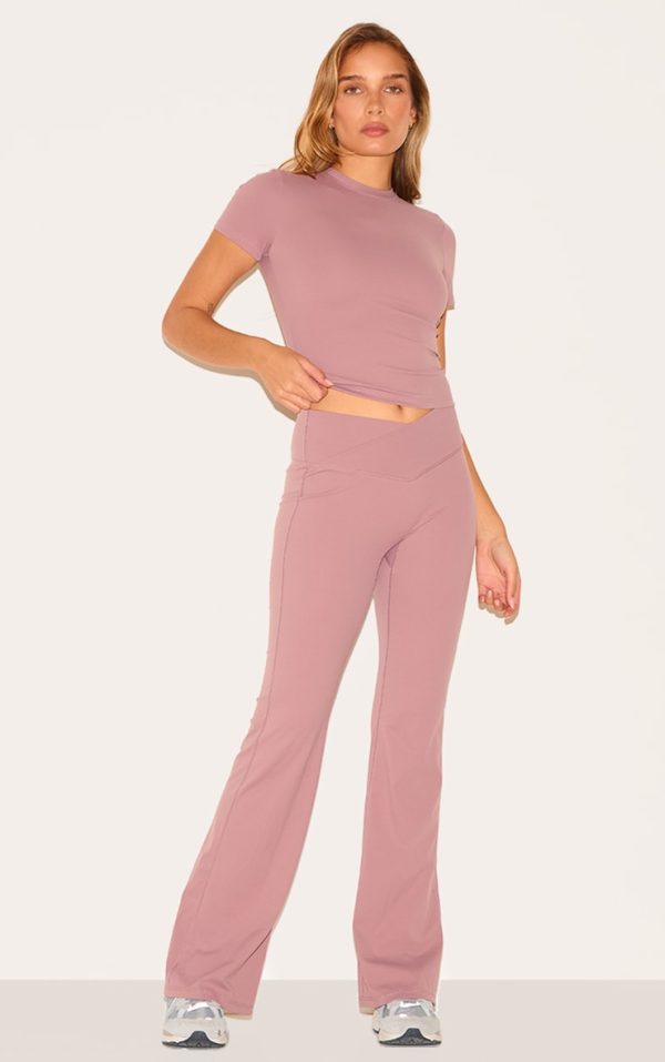 245067148d76050ba9a734628d25301251b86341_CNM0254_3_mauve_sculpt_longline_short_sleeve_gym_top