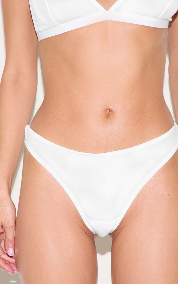 24753d45dcdc22458b31f0719acbb98458efbe80_CNL2414_4_white_mesh_basic_thong