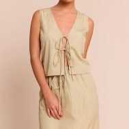 2486f6a288560dc1084a9f1ffdc8b6c7e80088a1_CNM2347_1_clay_textured_tie_detail_waistcoat