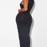 249ff624c0df4a090cad6843941a85caecd92ce2_CNI3072_2_shape_black_sculpted_racer_maxi_dress