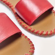 24c52bf78fcdbe1d4143ade150bca02e04ef7aa2_CNJ4663_4_red_real_leather_round_toe_stitch_detail_mule_sandals