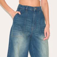253f4f5762e9ecbc92bf2e0a36e75f12ef63b940_CNL2359_4_vintage_wash_mid_rise_wide_leg_style_jeans