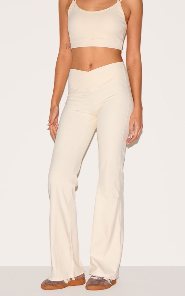 2593599ef97e615ca572eeca5a5f4c67e448b985_CNL6468_2_bone_sculpt_wrap_waist_yoga_pants-1