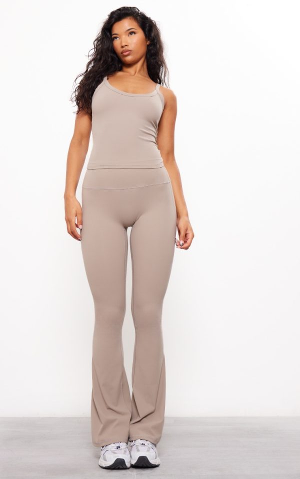 25d4fabbbf268fb3ae05a4729eb1212d9e0d26f5_CNH2911_3_deep_taupe_ultimate_sculpt_strappy_gym_vest-1