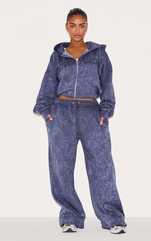 2604de3913b82671b4e0d9490dea78e941fda3fe_CNK6200_1_shape_navy_washed_wide_leg_joggers