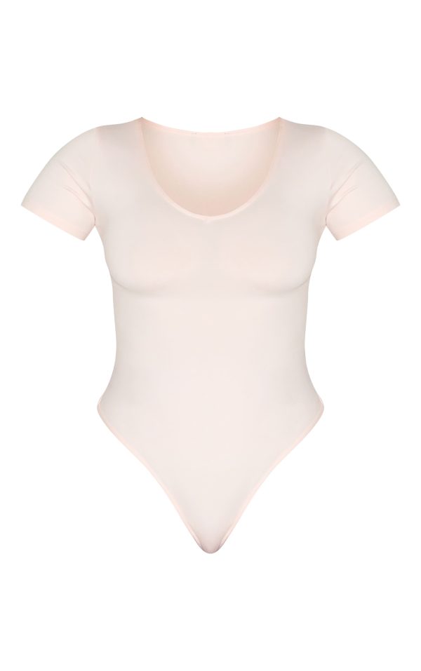 269dac96eae894b04f66cc0d30eb531b82fcda31_CNM8308_5_shape_blush_sculpted_v_neck_short_sleeve_bodysuit