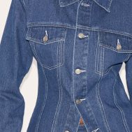 27101f32b9e0d8036718079d396aacf4ba9de3c2_CNL7867_4_indigo_shoulder_pad_cinch_waist_denim_trucker_jacket
