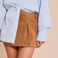 2767d69d00e5dd517383ab1d4d866c32a92b42f6_CNM0628_5_camel_faux_suede_pleated_mini_skirt