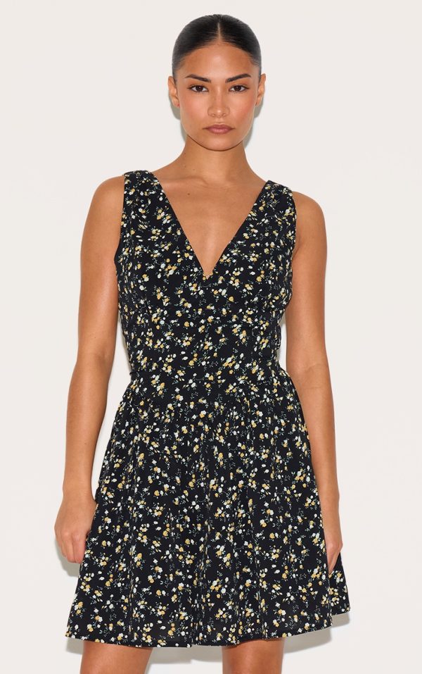 27f1b59d7e3ead796f8a2e5a754f83fbbc24fdb5_CNM3459_1_petite_black_floral_detail_mini_shift_dress