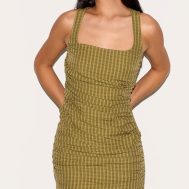 282c91be46a548774fc5d27bf79a23bcfa6b00e4_CNM4531_4_tall_moss_green_check_ruched_mini_skirt
